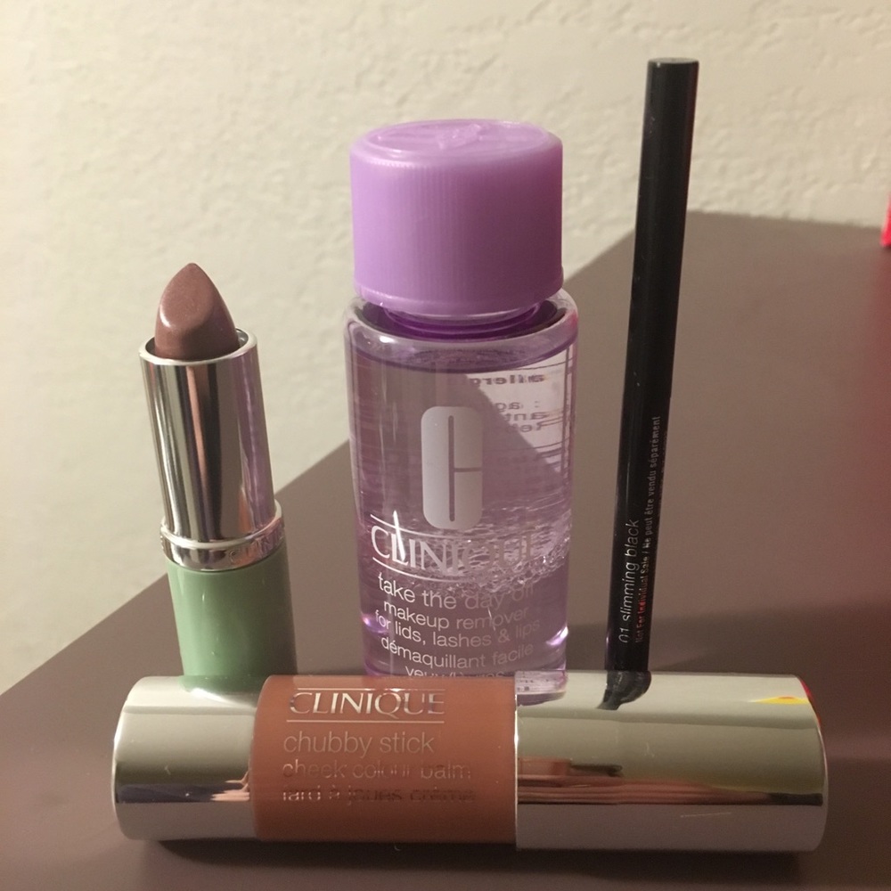 BRAND NEW Clinique Cosmetic Set